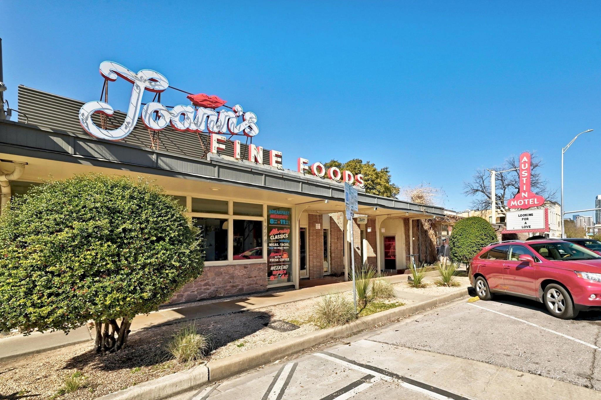 2003 Alameda Dr, Austin, TX 78704