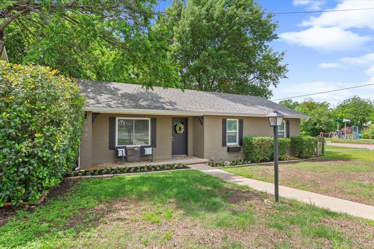 804 Ash St, Georgetown, TX 78626