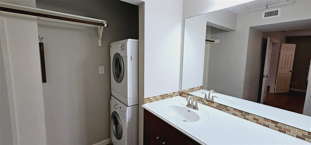 7685 Northcross Dr # 624, Austin, TX 78757