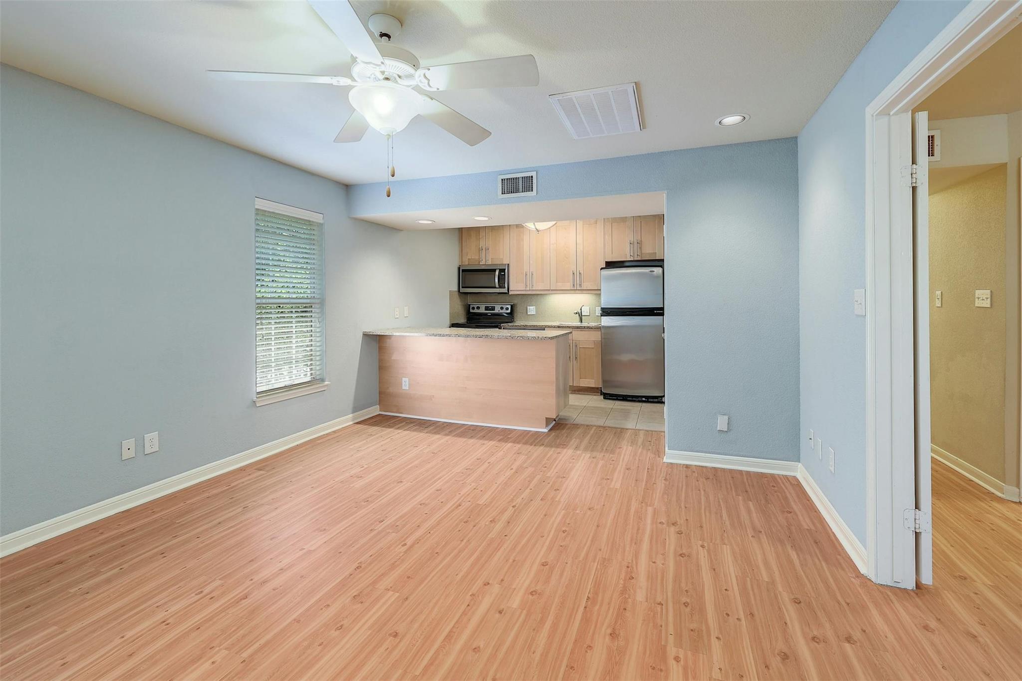 7685 Northcross Dr # 624, Austin, TX 78757