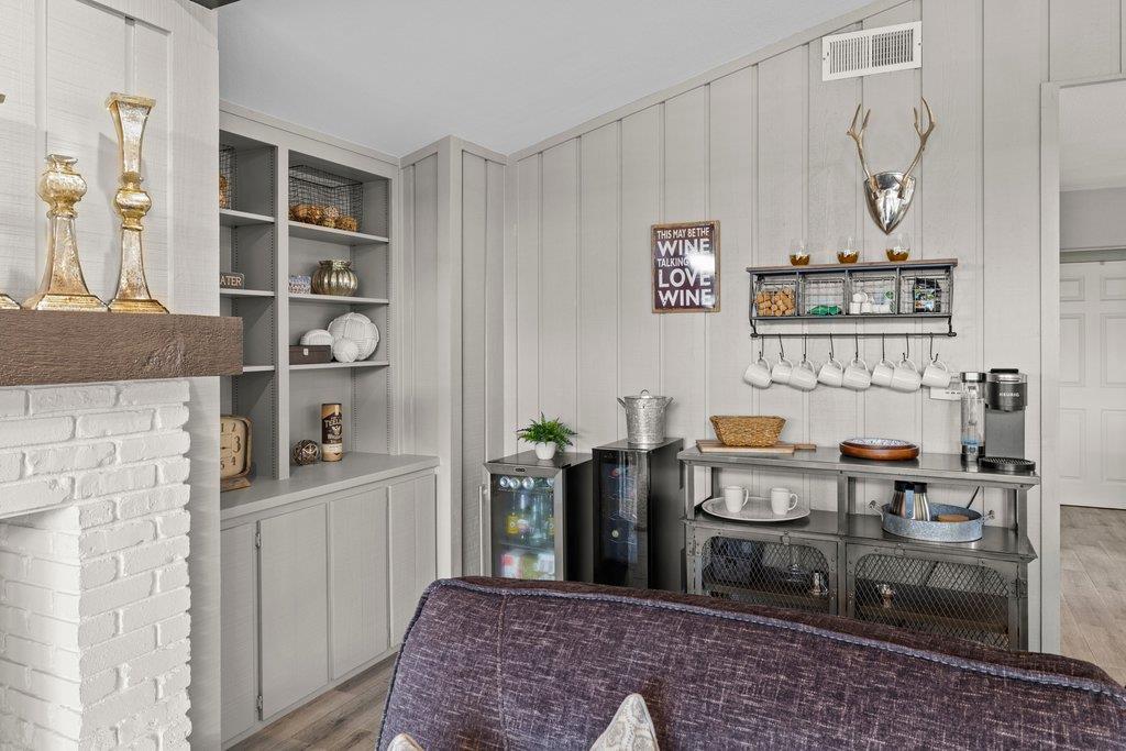 205 Beaver Cir, Horseshoe Bay, TX 78657