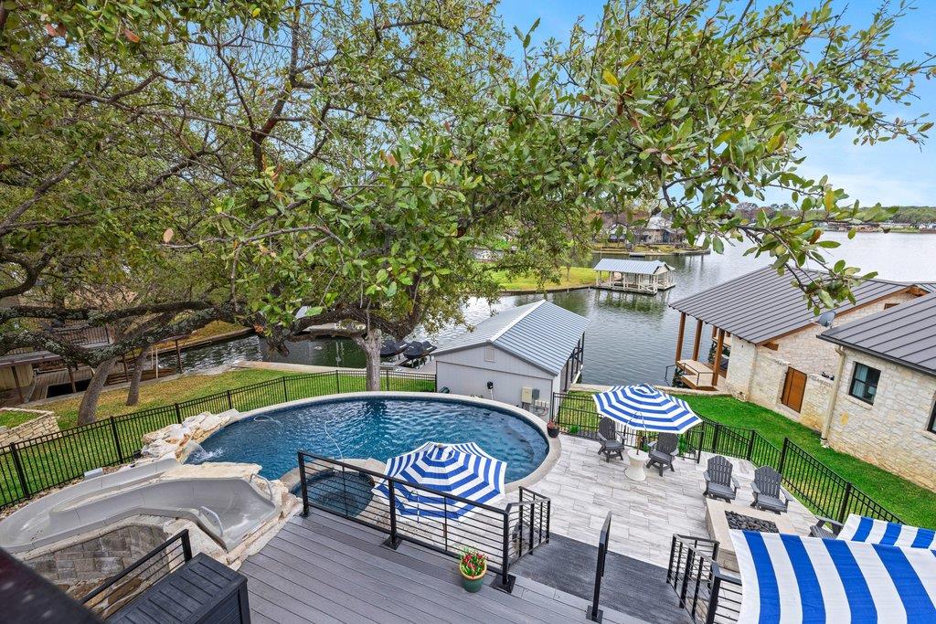 205 Beaver Cir, Horseshoe Bay, TX 78657