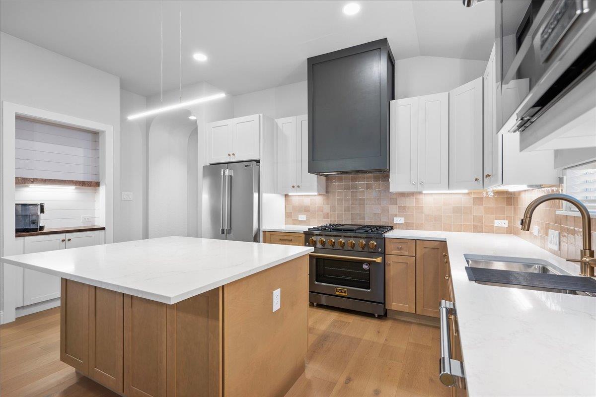 10700 Harley Ave, Austin, TX 78748