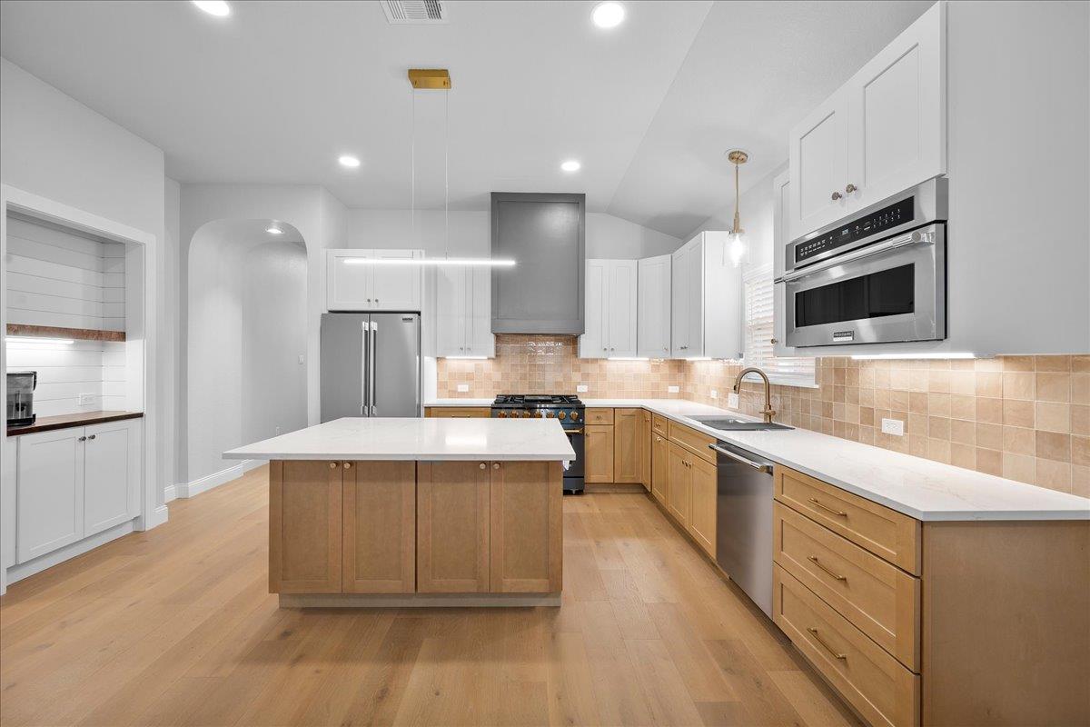 10700 Harley Ave, Austin, TX 78748