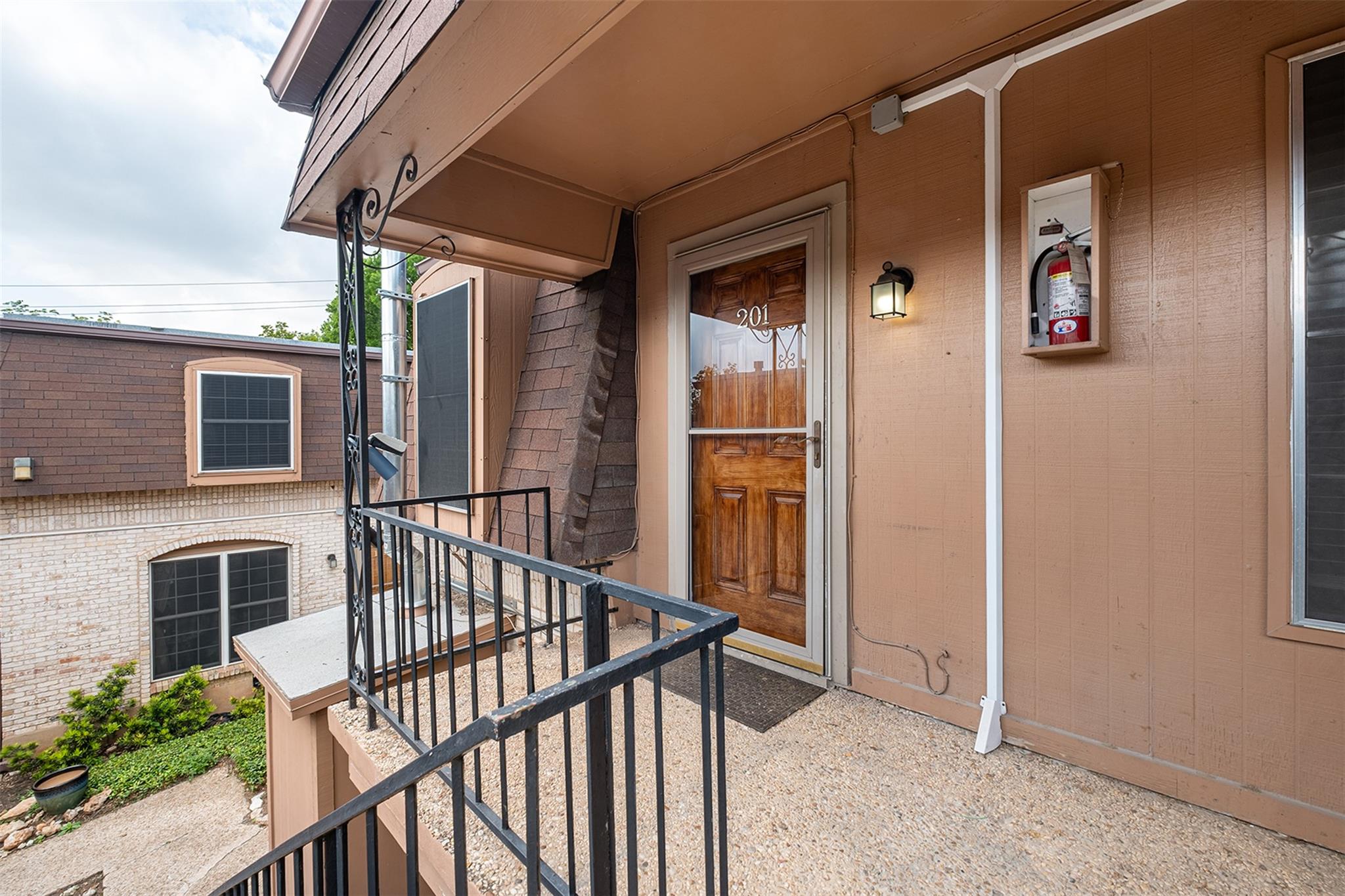 7801 Shoal Creek Blvd # 201, Austin, TX 78757