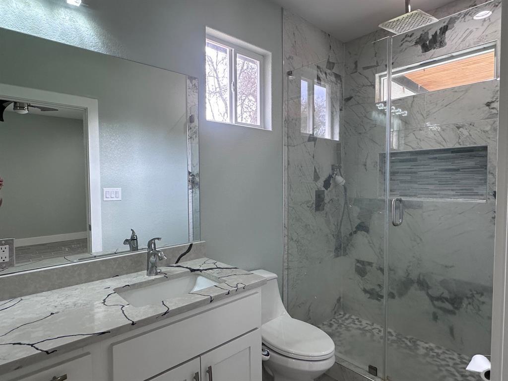 103 E Kikipua Ln, Bastrop, TX 78602