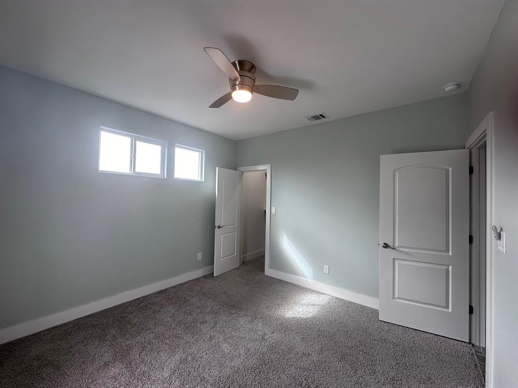 103 E Kikipua Ln, Bastrop, TX 78602