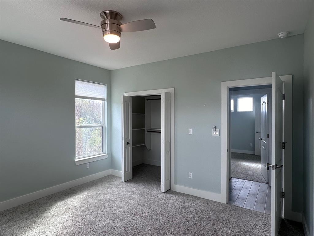 103 E Kikipua Ln, Bastrop, TX 78602