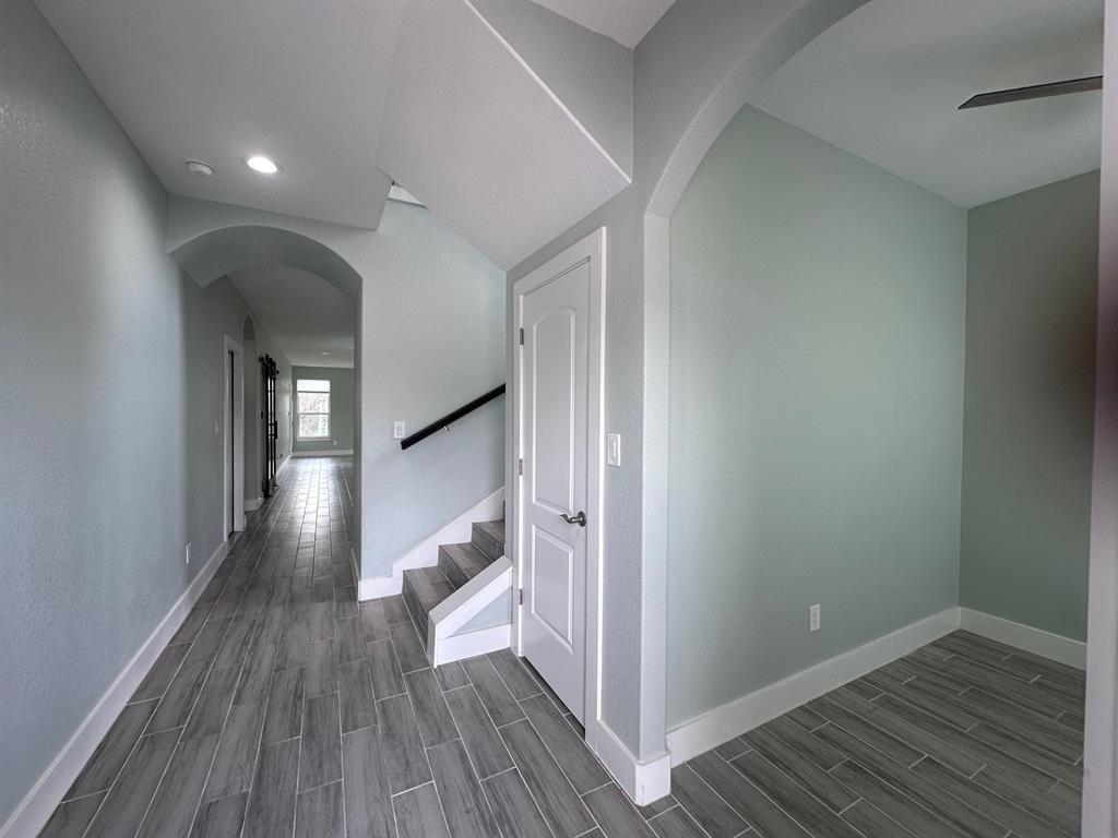 103 E Kikipua Ln, Bastrop, TX 78602