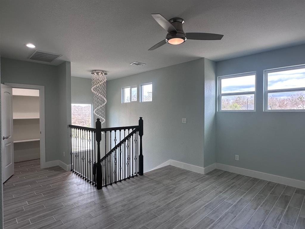 103 E Kikipua Ln, Bastrop, TX 78602