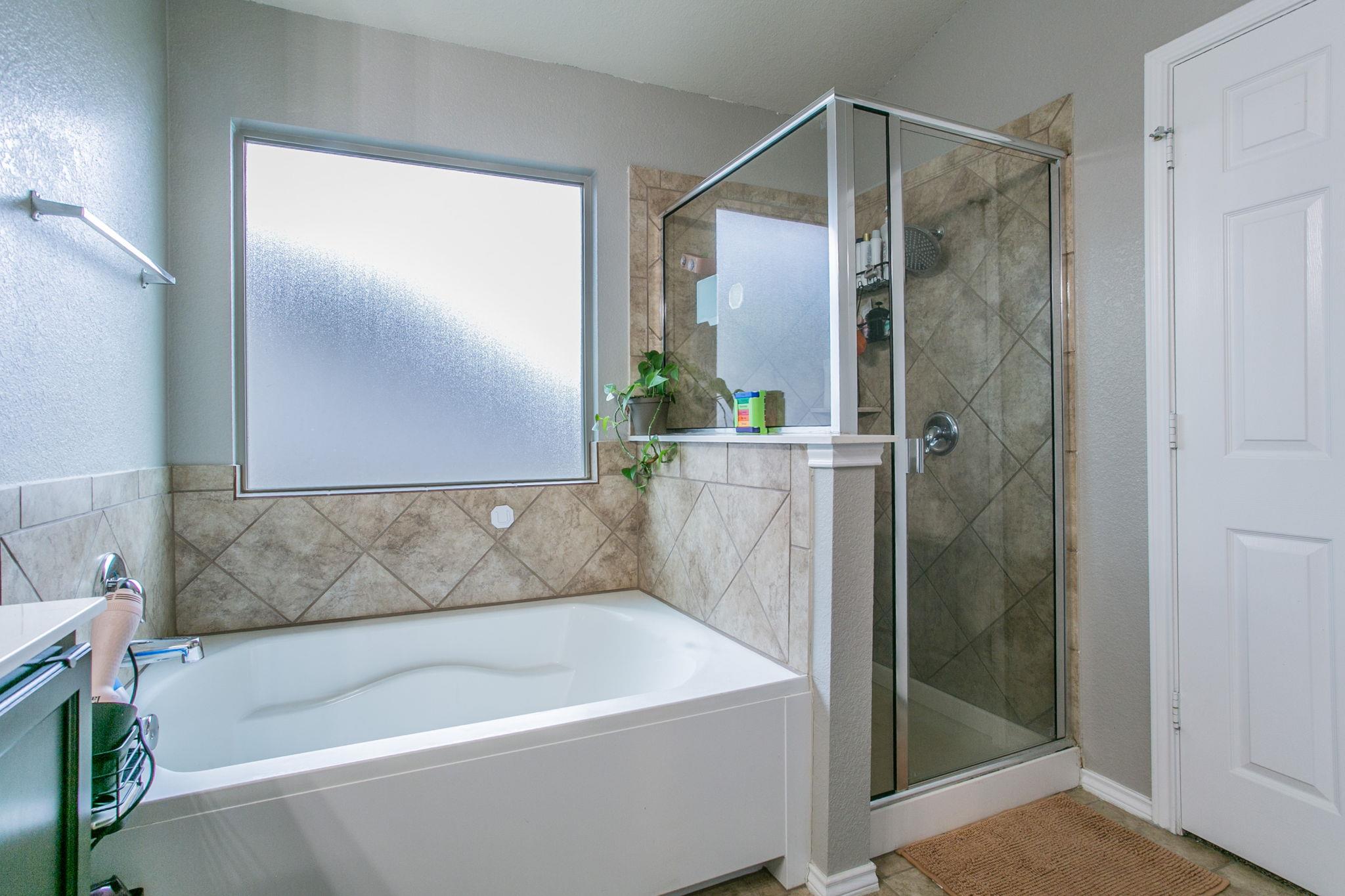 5646 Stonehaven Dr, Temple, TX 76502