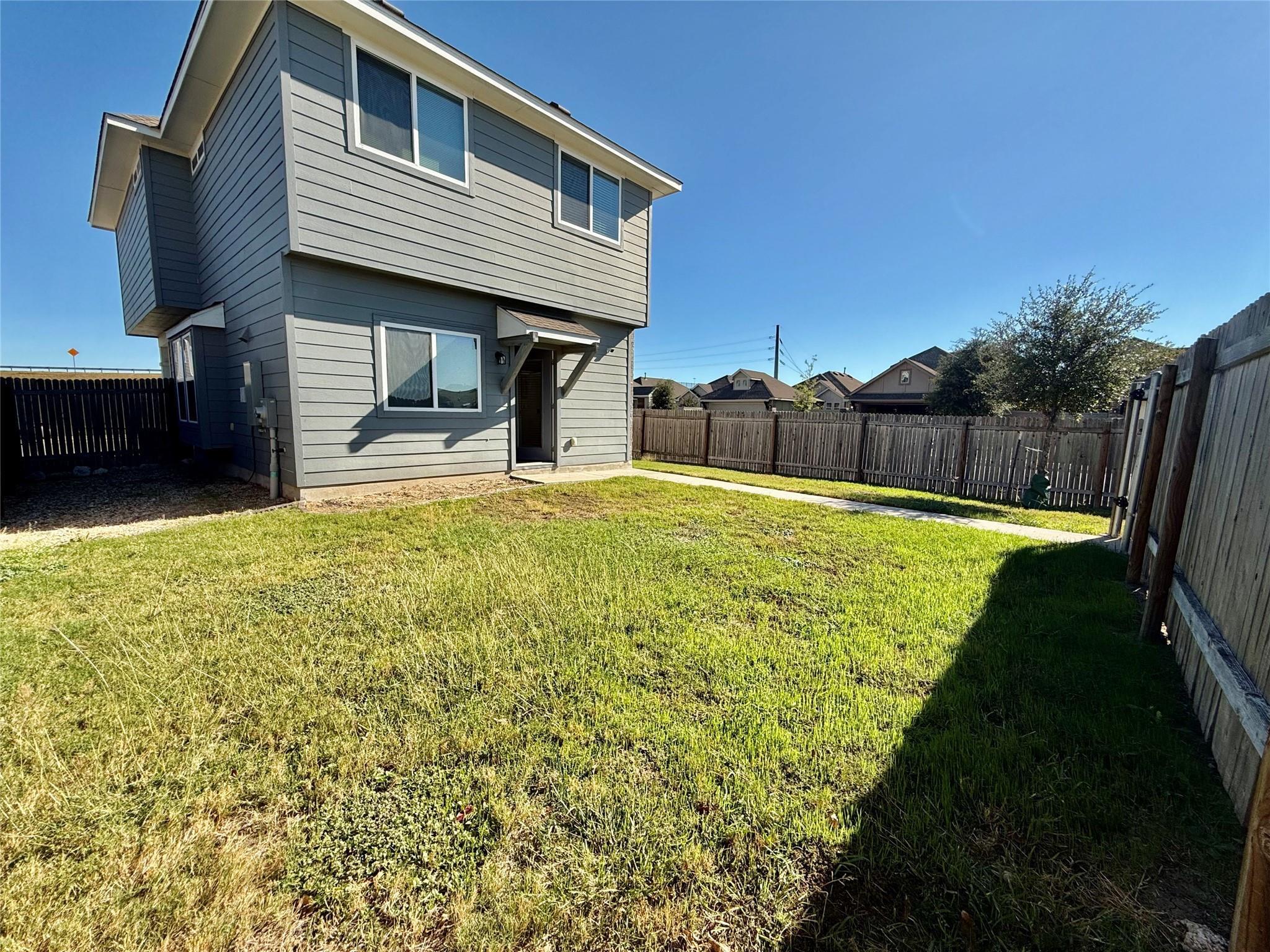 103 Frasier Dr, San Marcos, TX 78666