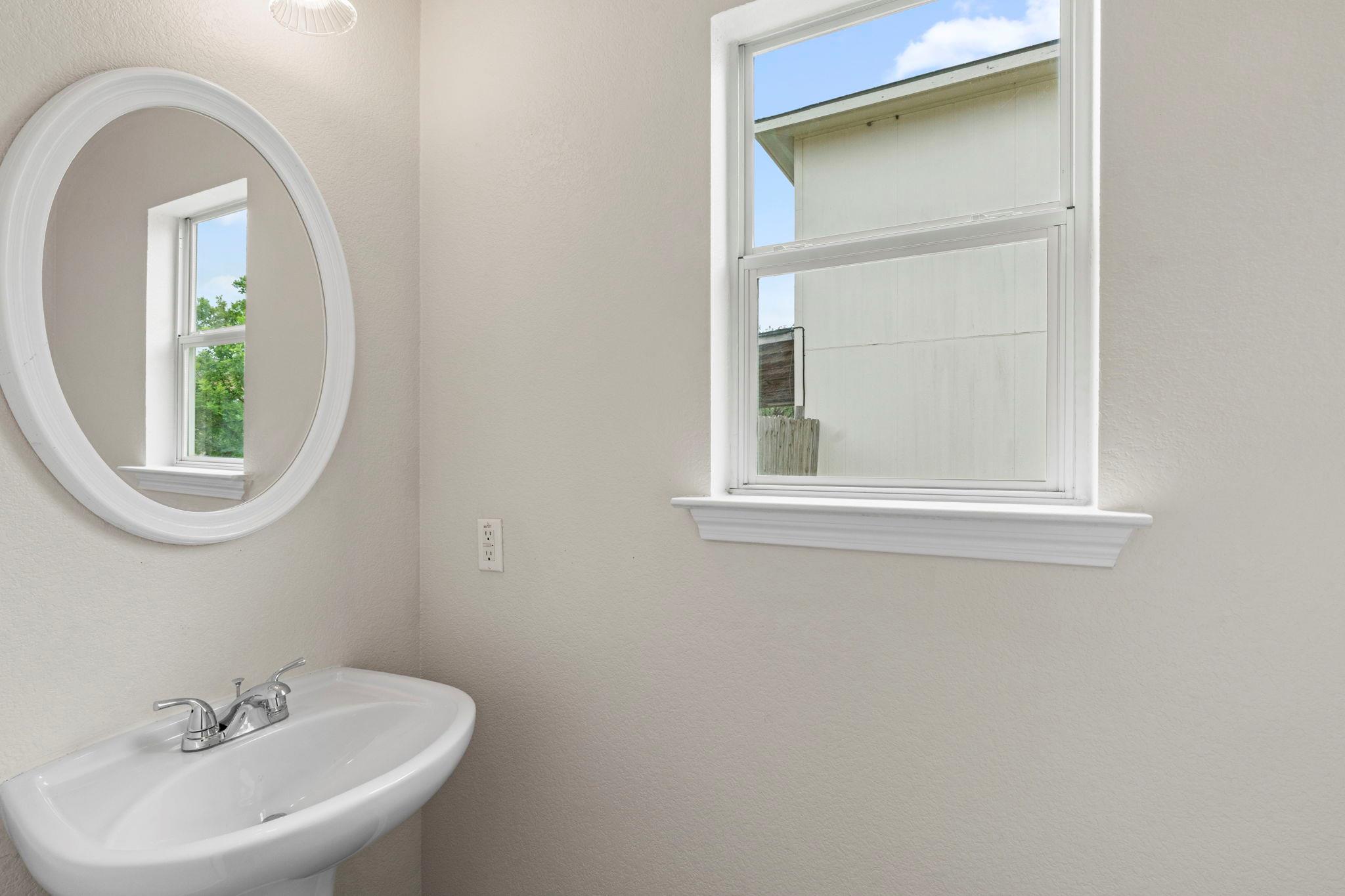 208 Dandelion Loop, Kyle, TX 78640