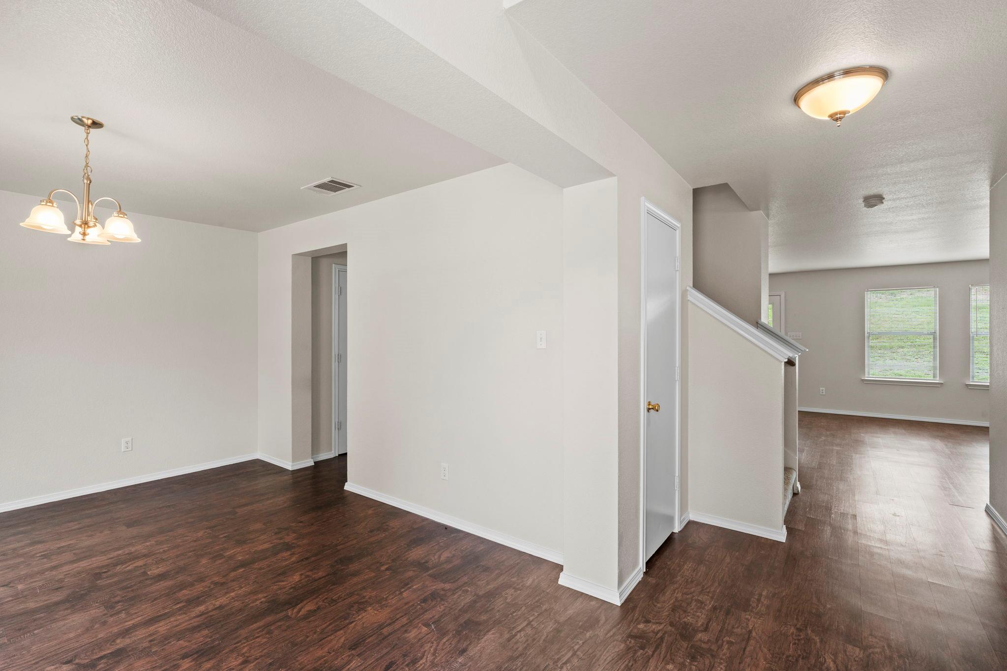 208 Dandelion Loop, Kyle, TX 78640