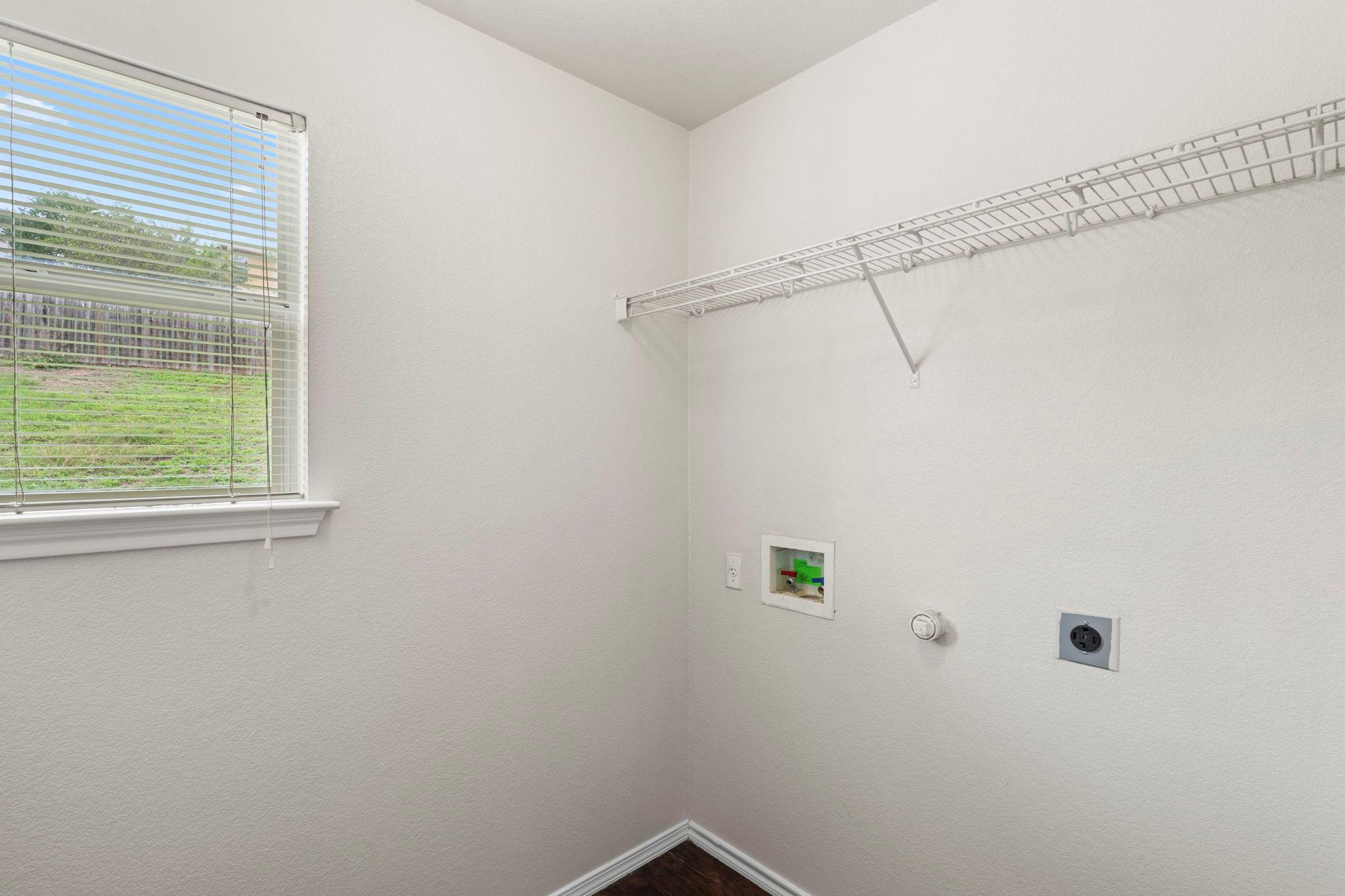 208 Dandelion Loop, Kyle, TX 78640