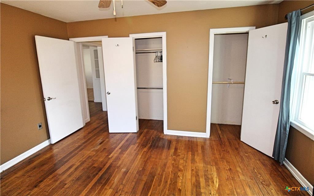 1001 E Main St, Little River Academy, TX 76554