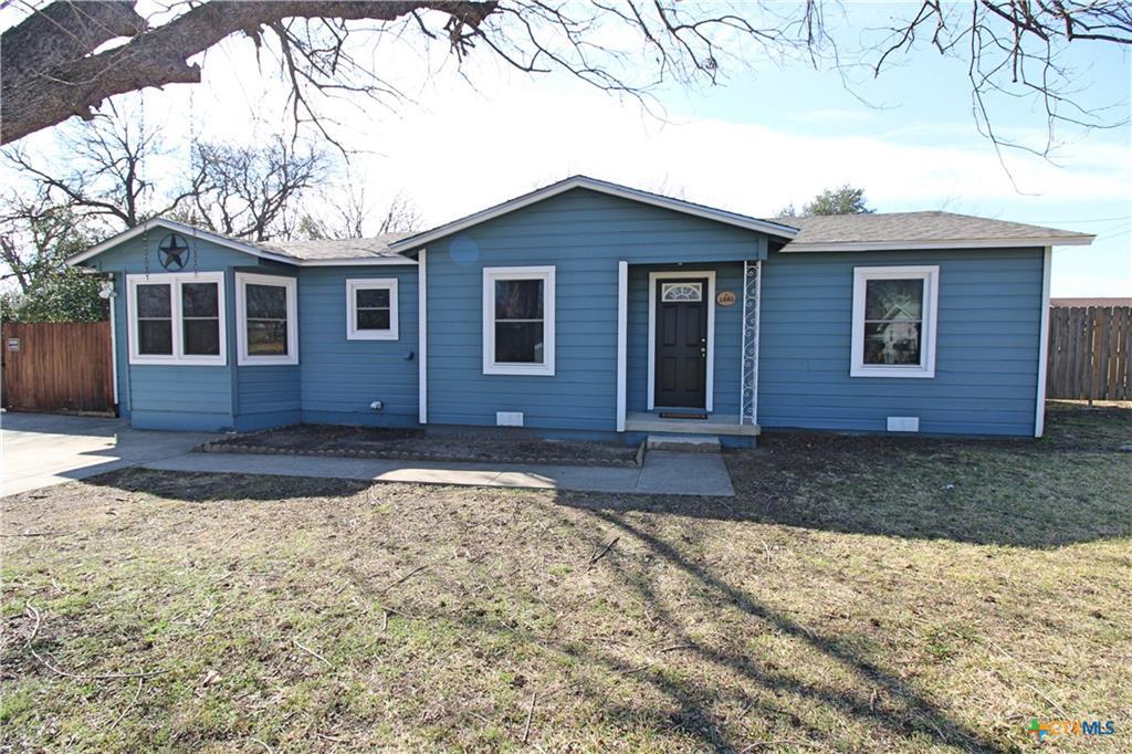 1001 E Main St, Little River Academy, TX 76554