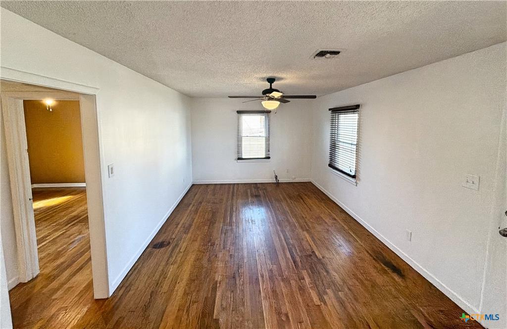 1001 E Main St, Little River Academy, TX 76554