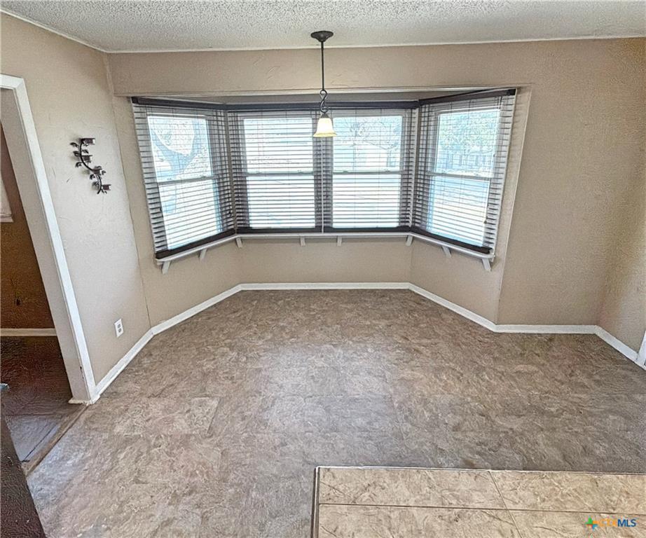 1001 E Main St, Little River Academy, TX 76554