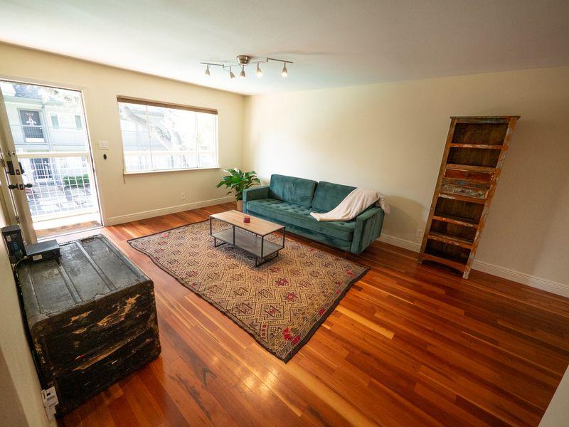 2303 Eastside Dr # 209, Austin, TX 78704