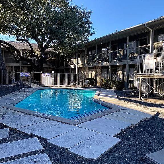 2303 Eastside Dr # 209, Austin, TX 78704