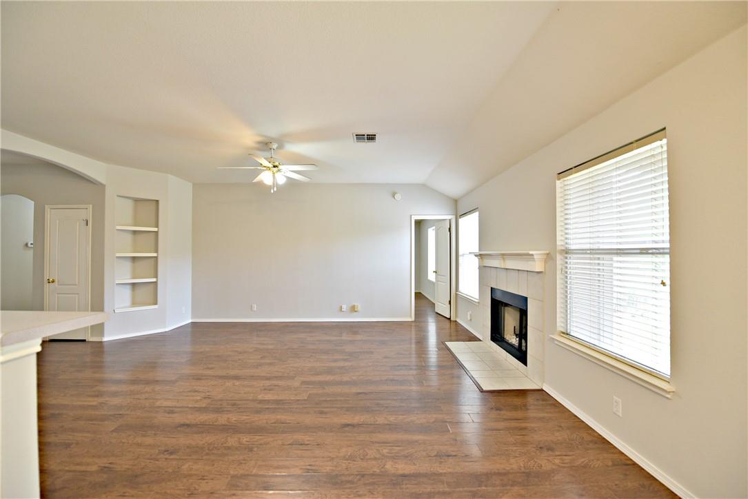 1003 N Riviera Cir, Cedar Park, TX 78613