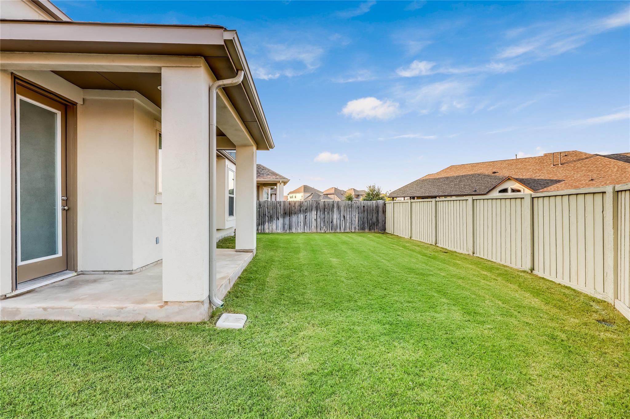 100 Rangel Dr, Liberty Hill, TX 78642