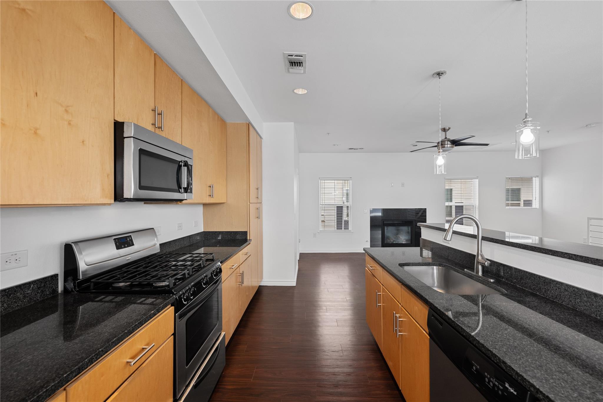 2606 Wilson St # 1104, Austin, TX 78704