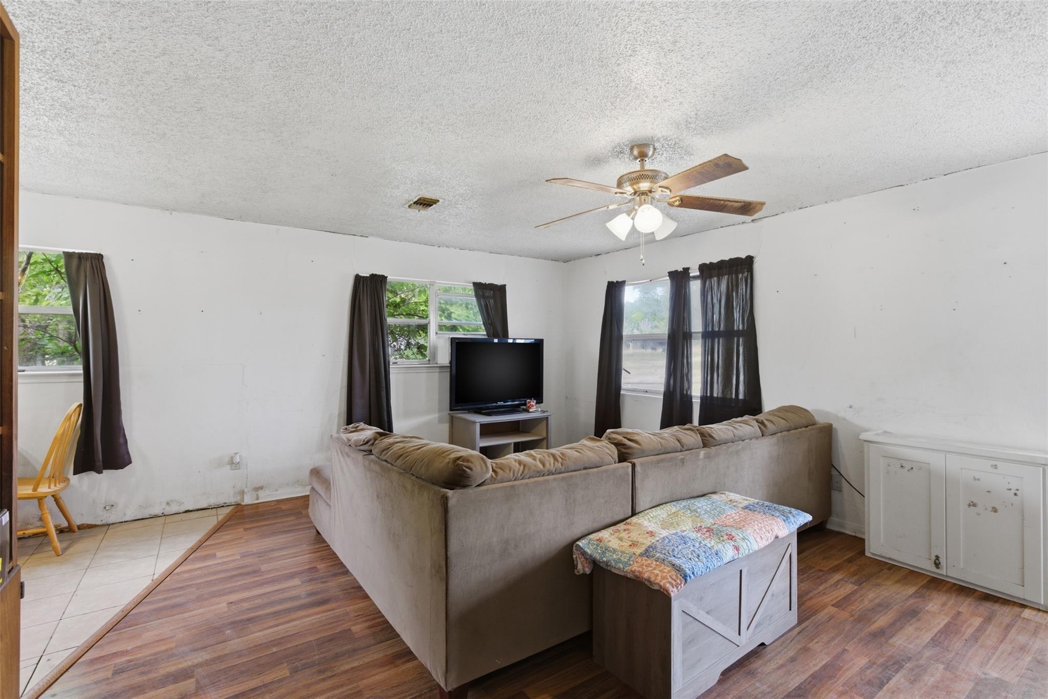 612 Lilac Way, Kyle, TX 78640