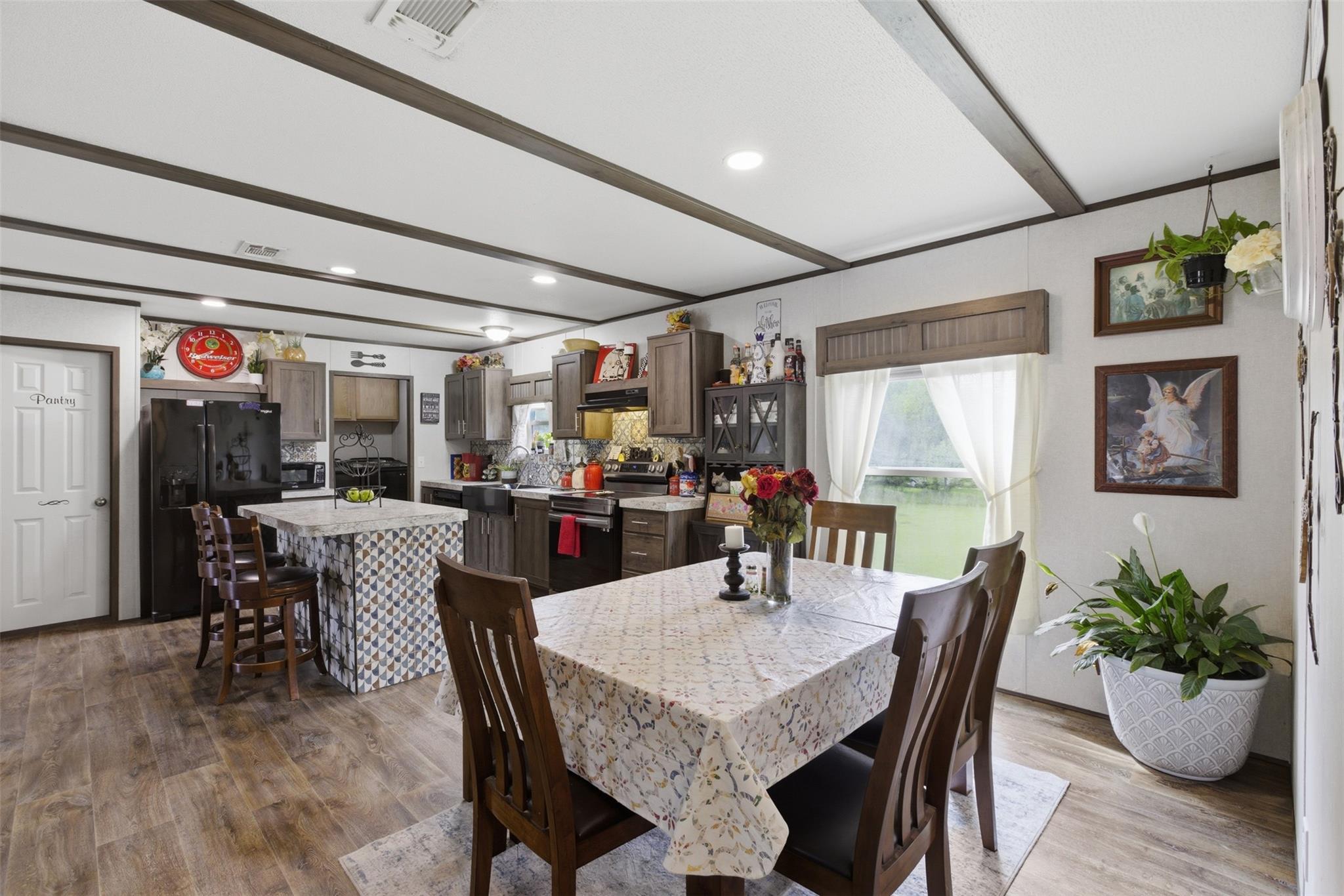 612 Lilac Way, Kyle, TX 78640