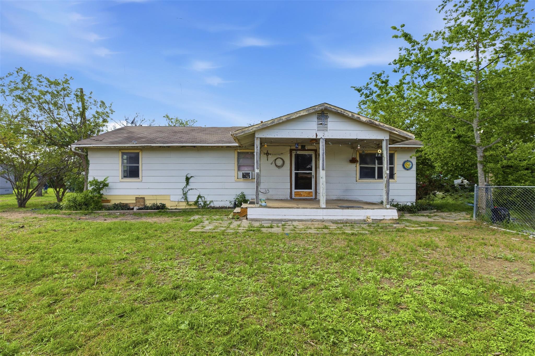 612 Lilac Way, Kyle, TX 78640
