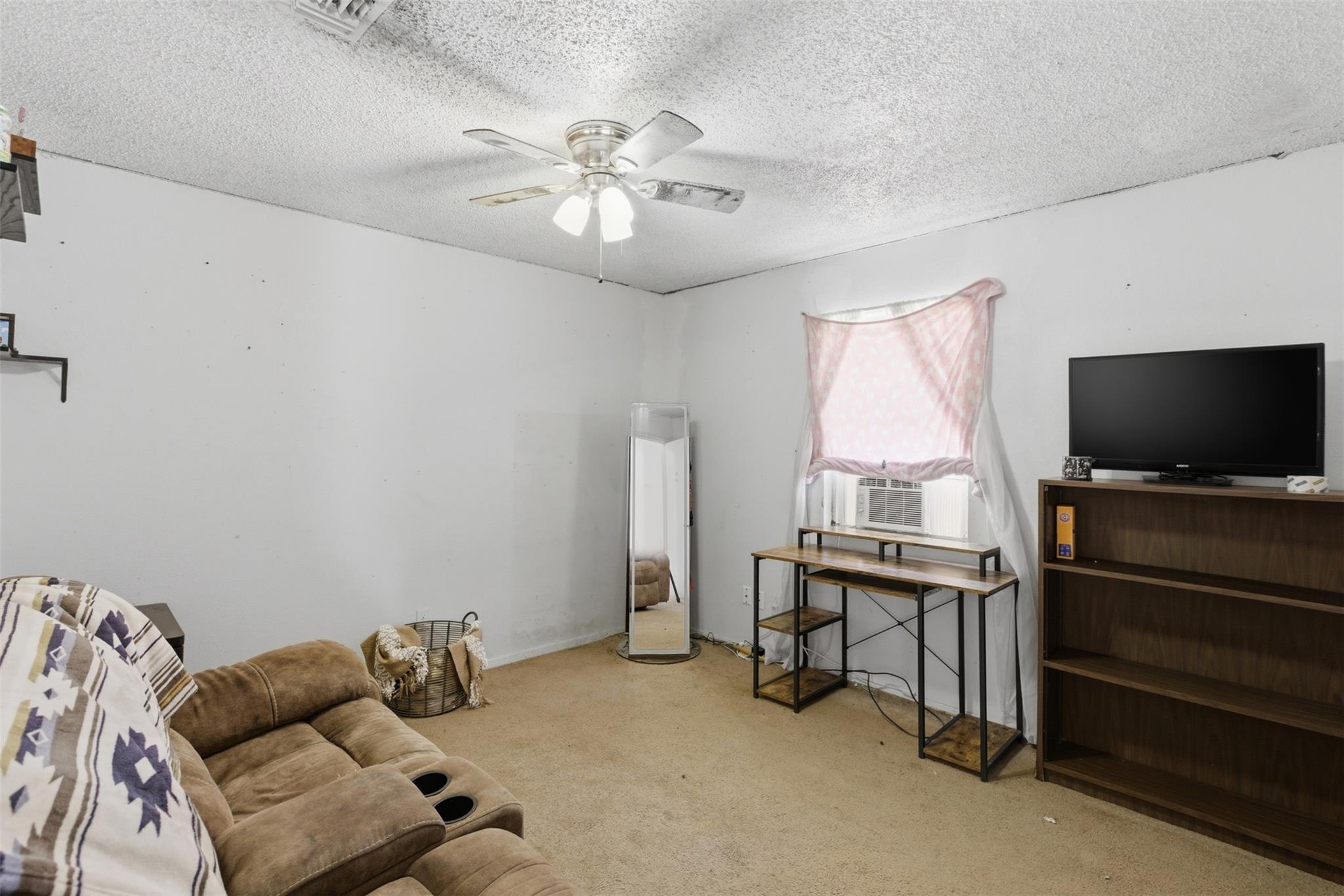 612 Lilac Way, Kyle, TX 78640