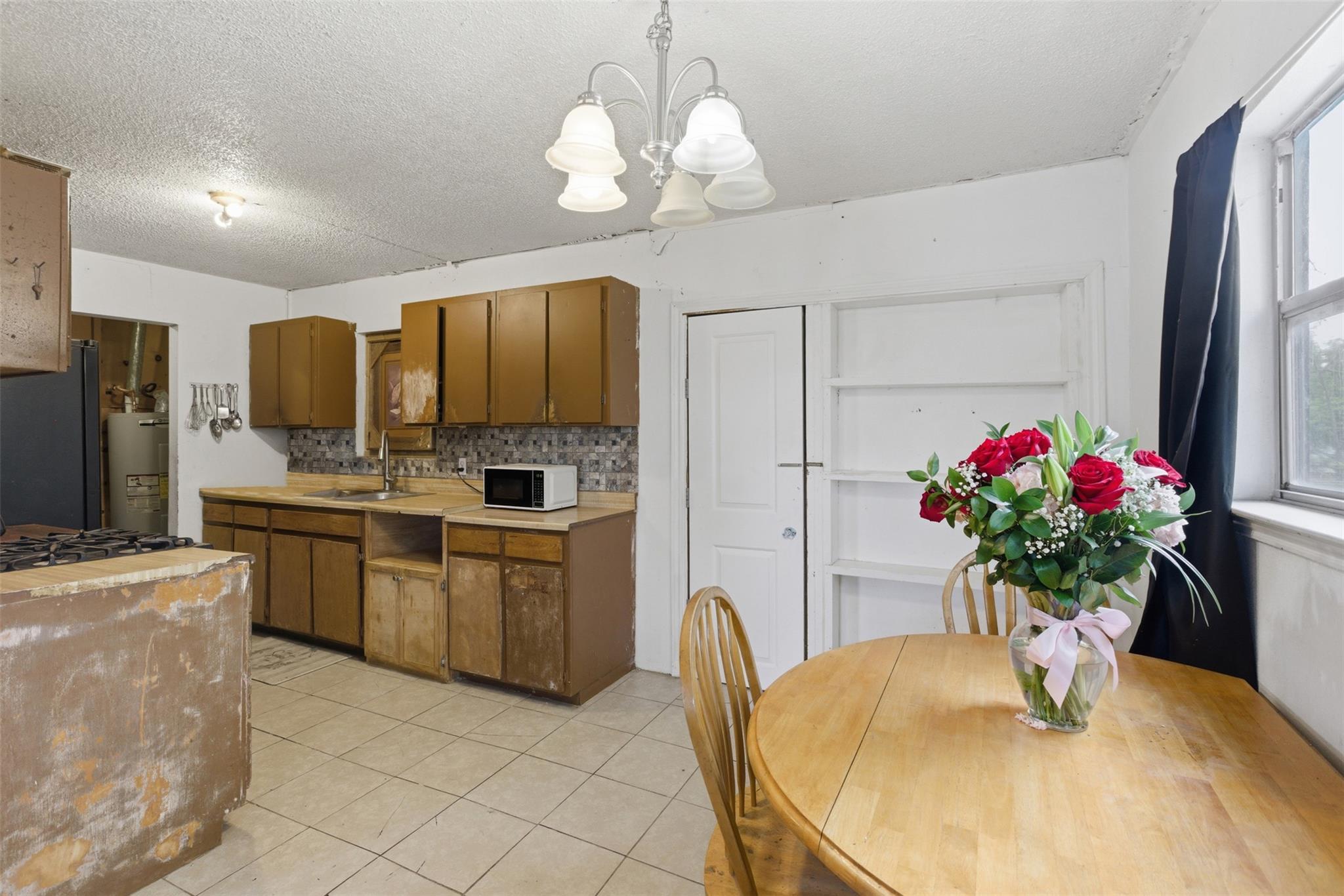 612 Lilac Way, Kyle, TX 78640