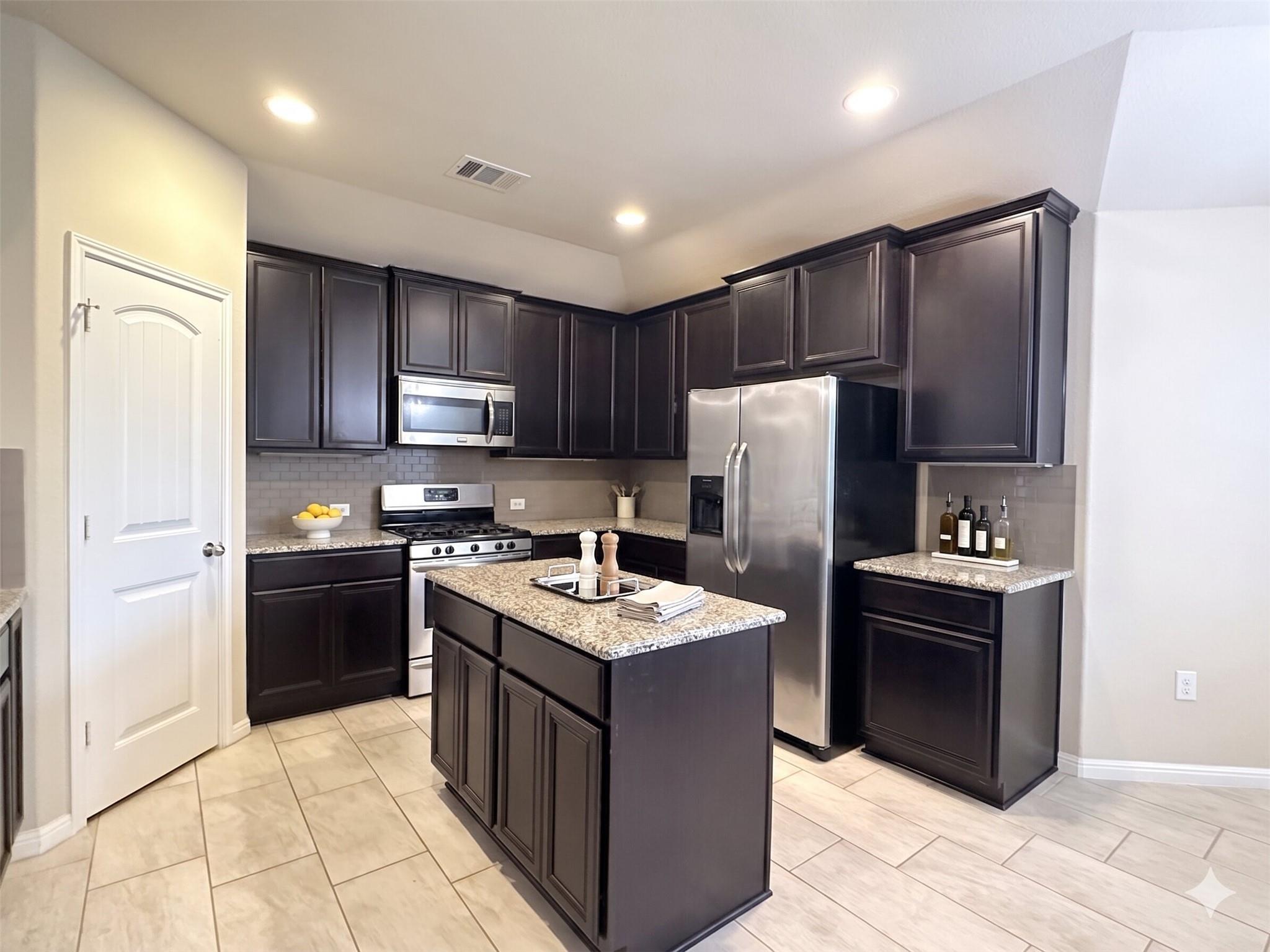 12105 Harpster Bnd, Austin, TX 78717