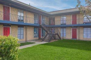 801 S Allen Genoa Rd # 25, South Houston, TX 77587