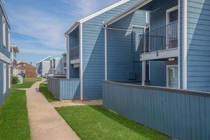 801 S Allen Genoa Rd # 25, South Houston, TX 77587