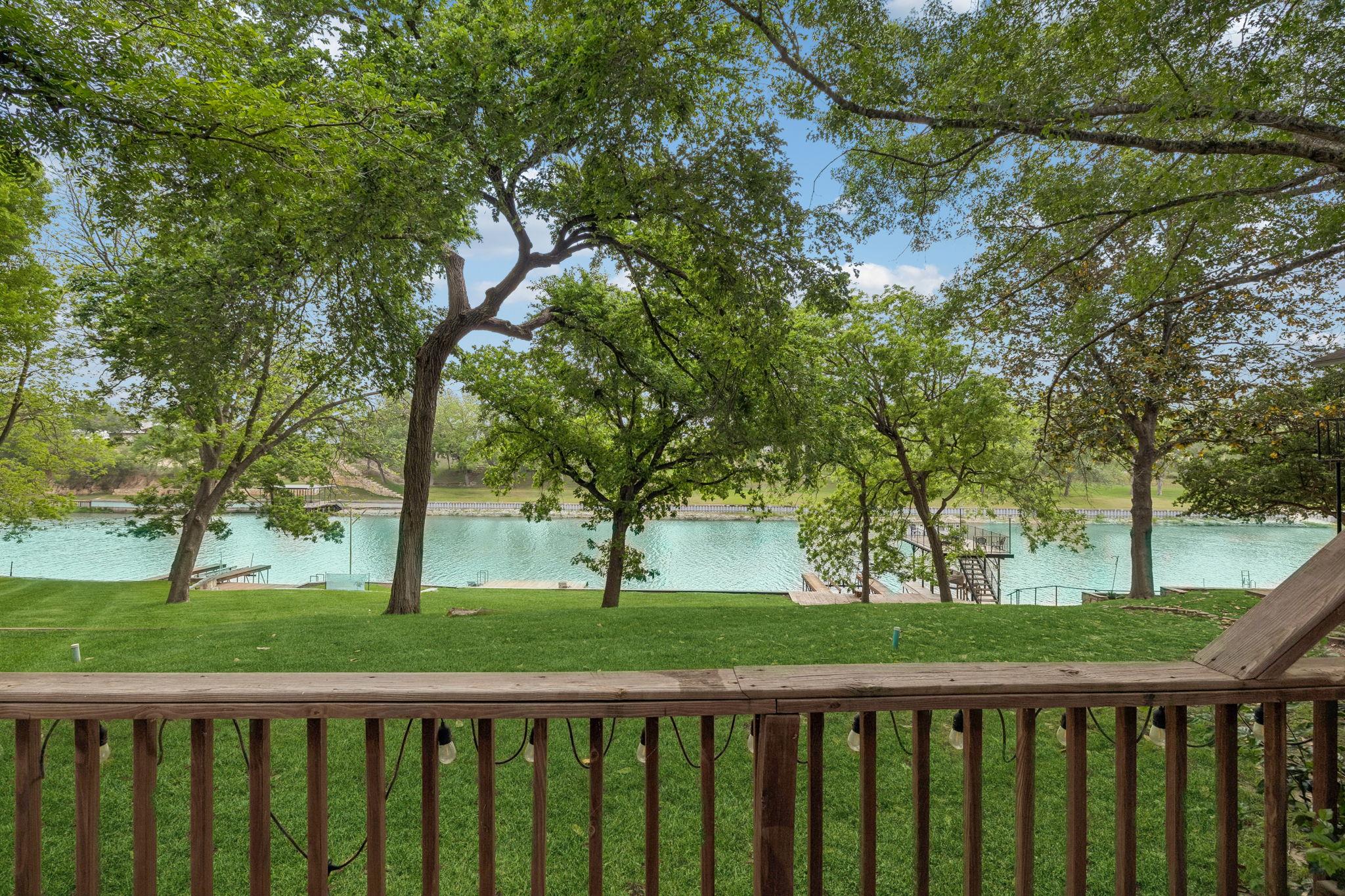 360 Shangrila Ln, New Braunfels, TX 78130