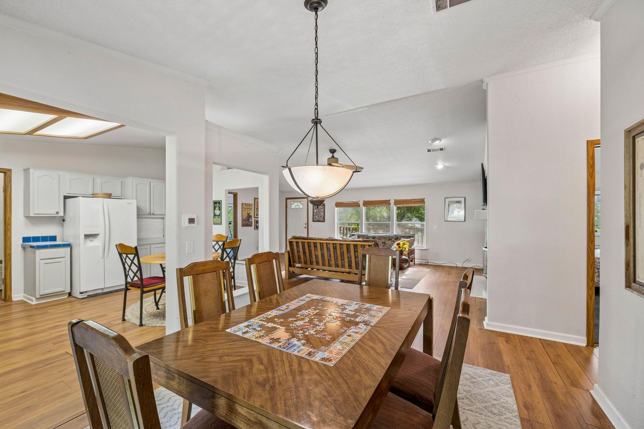 360 Shangrila Ln, New Braunfels, TX 78130