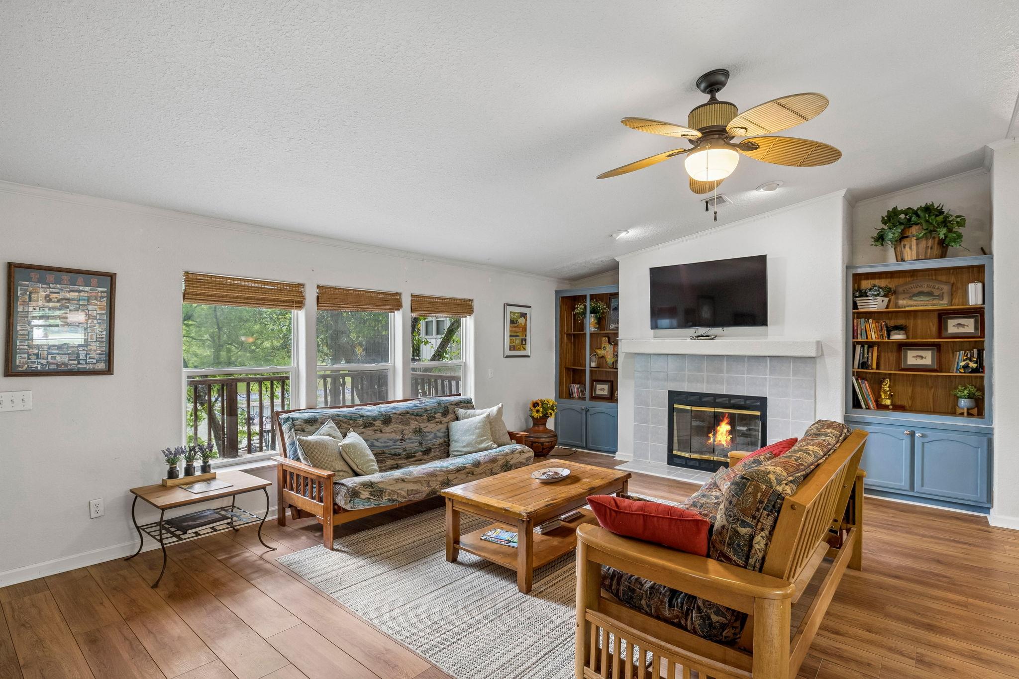 360 Shangrila Ln, New Braunfels, TX 78130