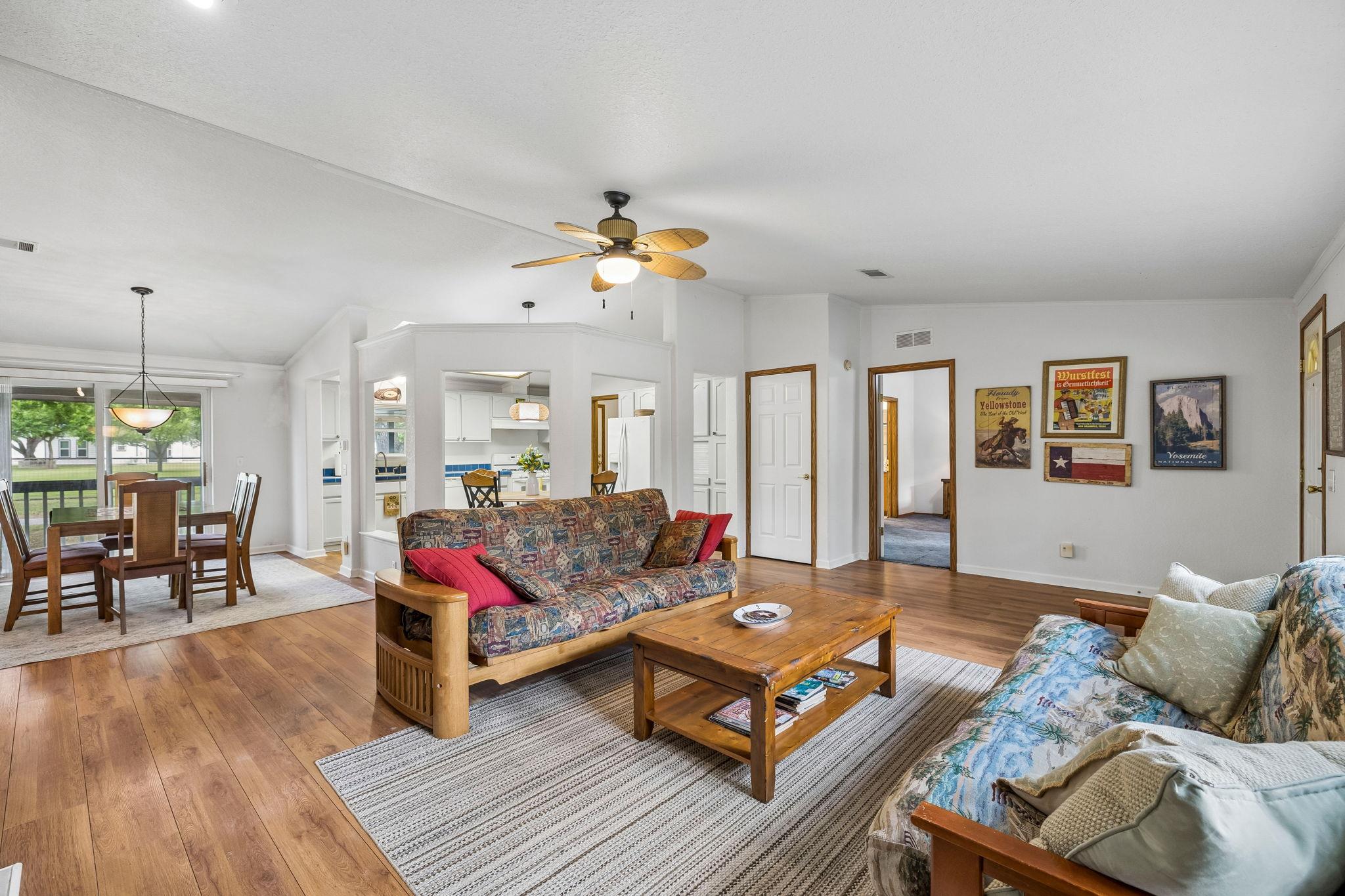 360 Shangrila Ln, New Braunfels, TX 78130