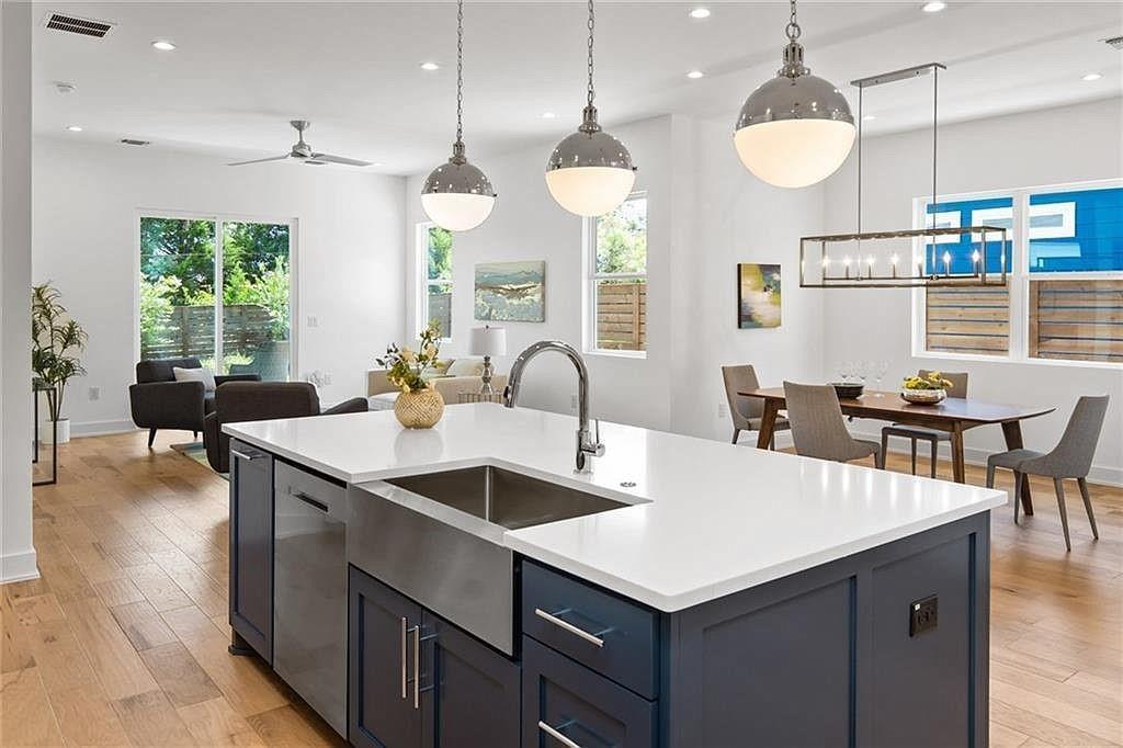 6321 Keegans Dr, Austin, TX 78724