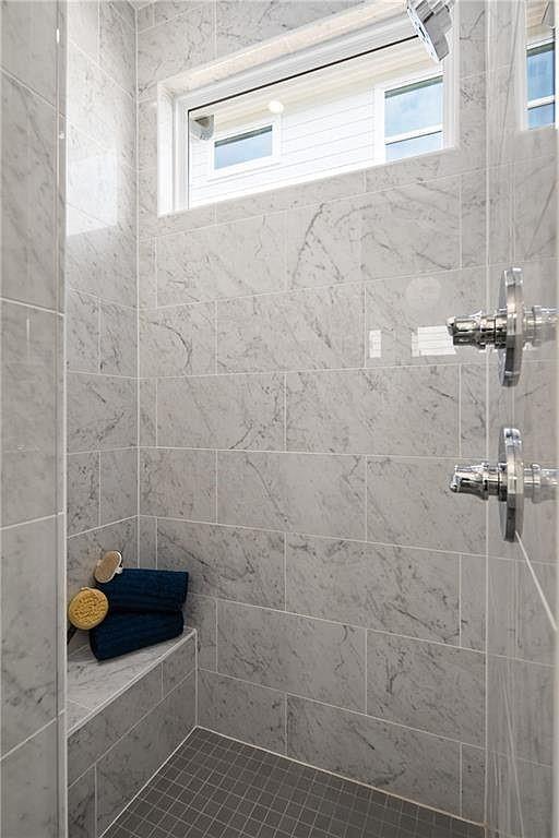 6321 Keegans Dr, Austin, TX 78724