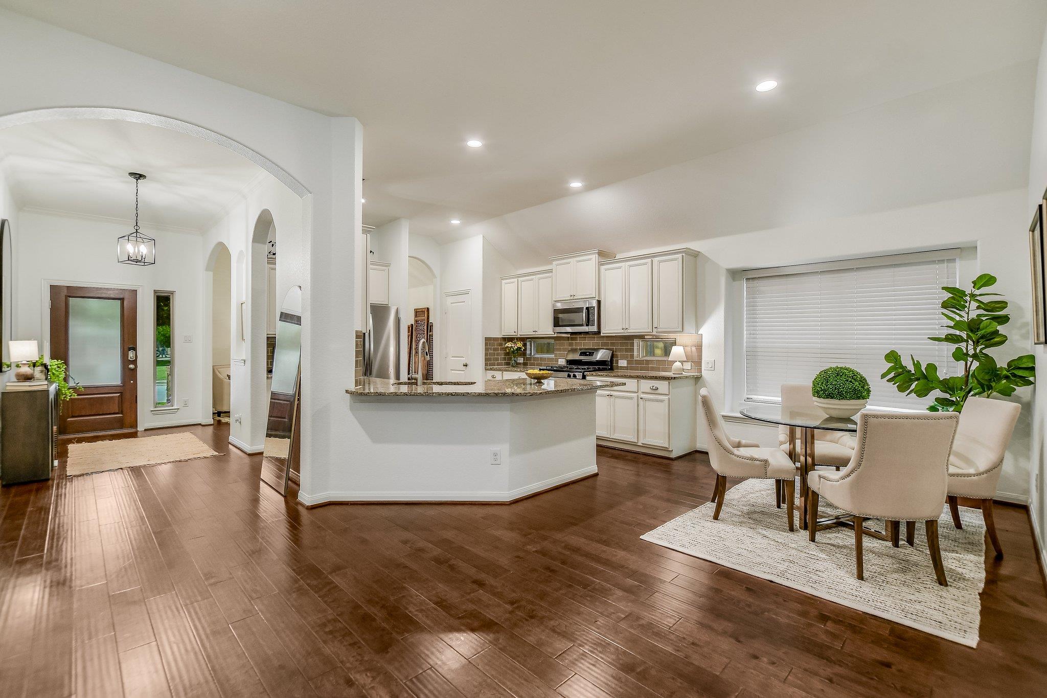 4063 Flowstone Ln, Round Rock, TX 78681