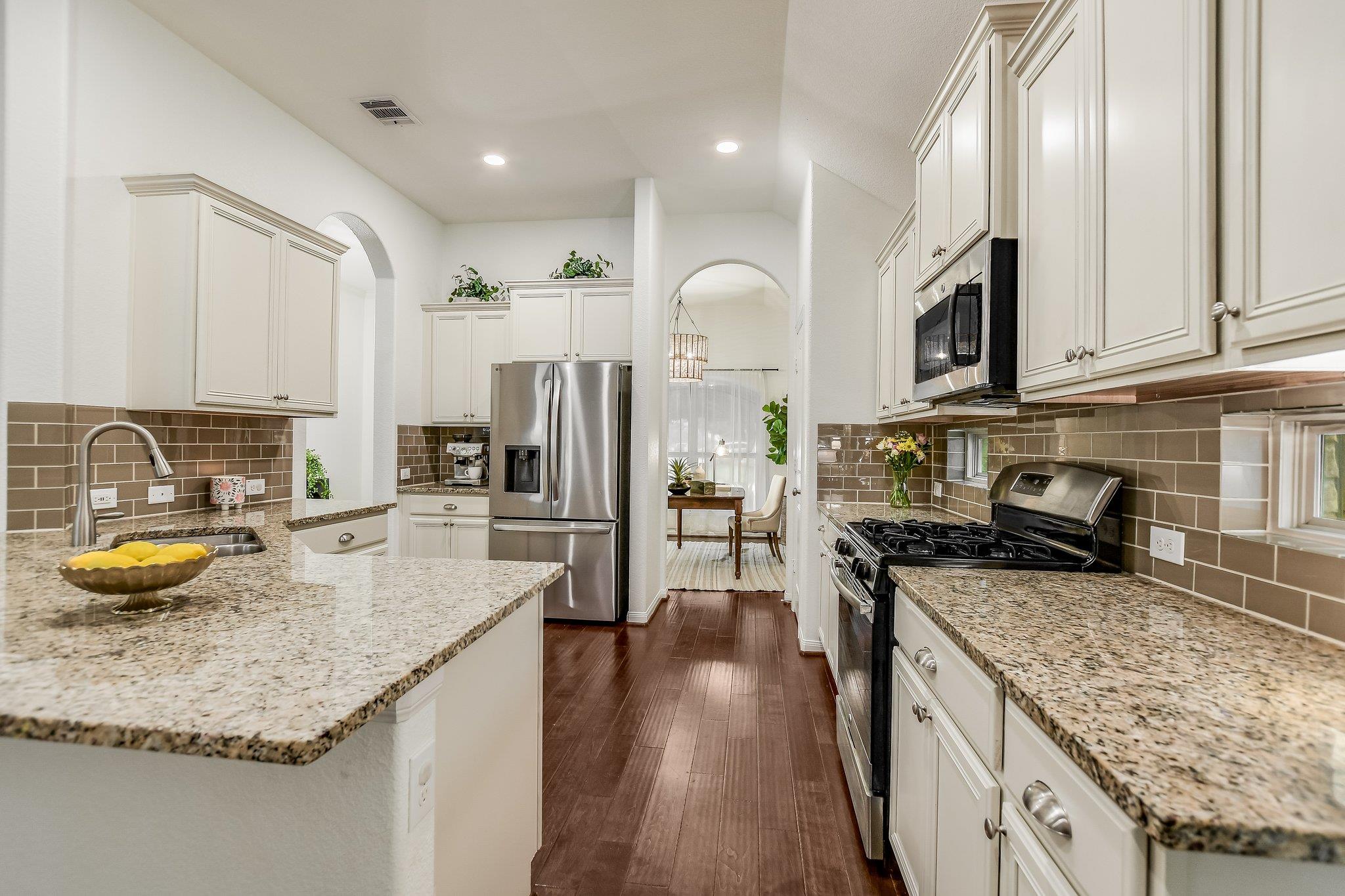 4063 Flowstone Ln, Round Rock, TX 78681
