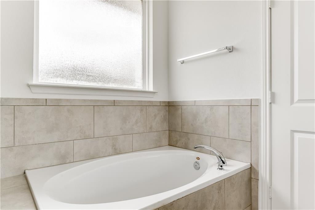 712 Affazia Ln, Georgetown, TX 78628