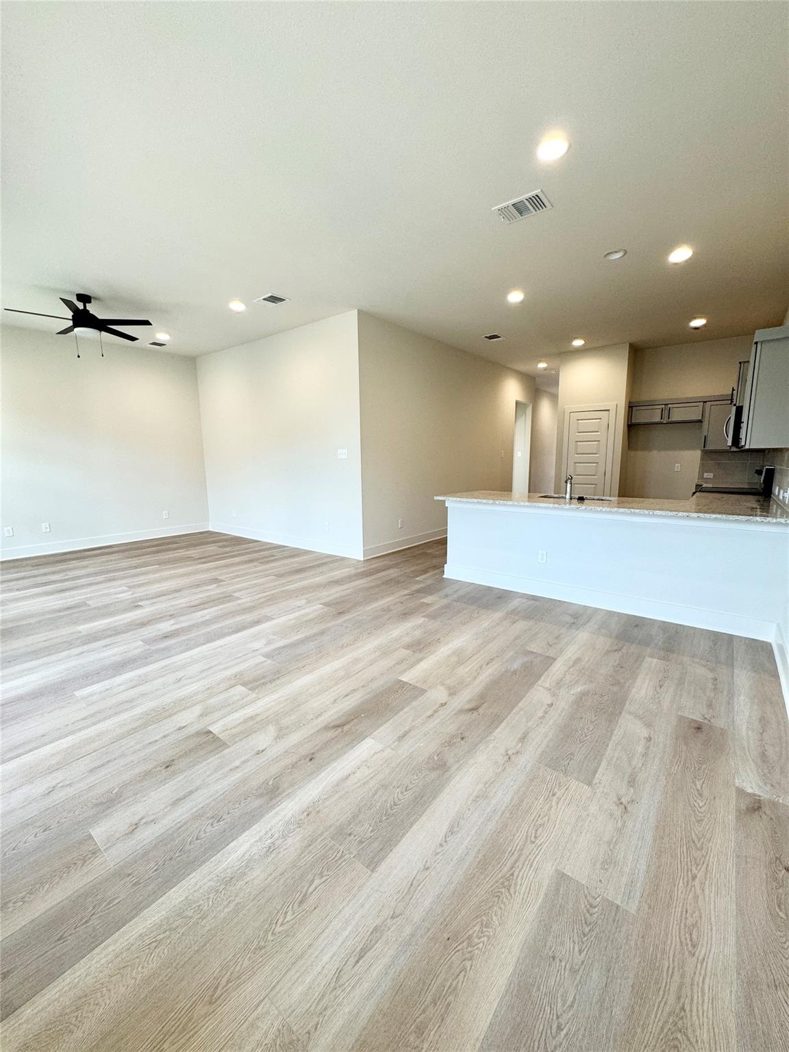 100 Zayd Ct # A, Jarrell, TX 76537