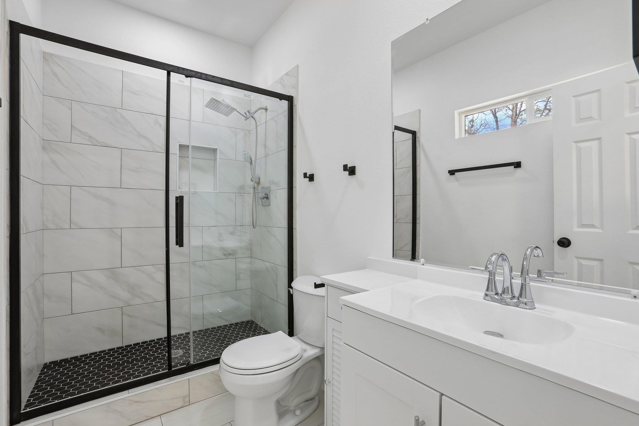 210 Flint Ridge St, Bastrop, TX 78602