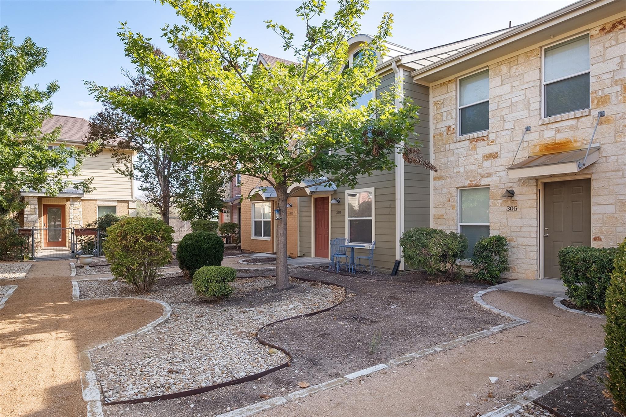 1101 Grove Blvd # 304, Austin, TX 78741