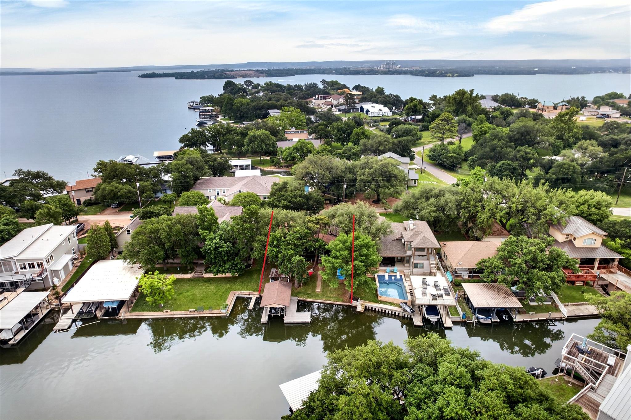 405 Robin Hood Ln, Granite Shoals, TX 78654