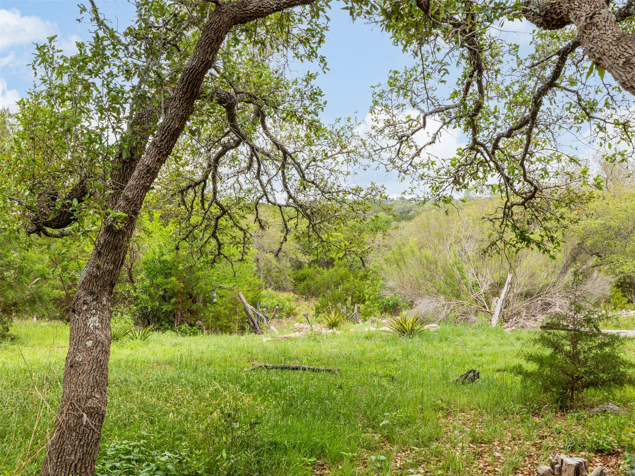 2591 Spring Valley Dr, Dripping Springs, TX 78620